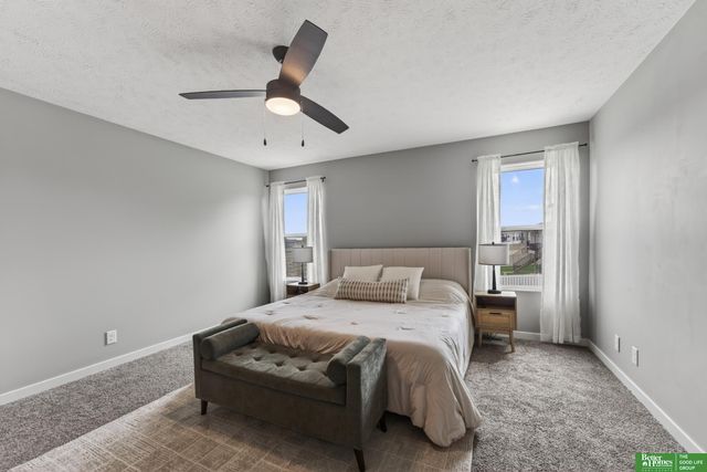 21819 G Street, Elkhorn, NE 68022