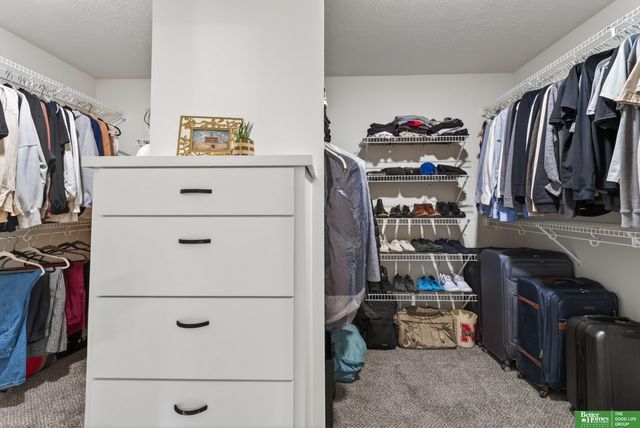 21819 G Street, Elkhorn, NE 68022