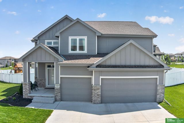 21819 G Street, Elkhorn, NE 68022