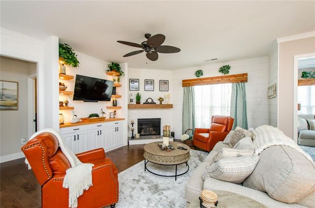 103 Academy Lane, Canton, GA 30114