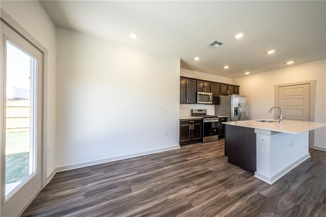 13708 Lubeck DR, Pflugerville, TX 78660