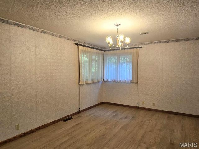 16043 County Road 624, Dexter, MO 63841