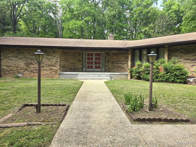 16043 County Road 624, Dexter, MO 63841