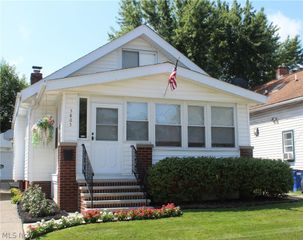 5805 Northcliff Avenue, Cleveland, OH 44144