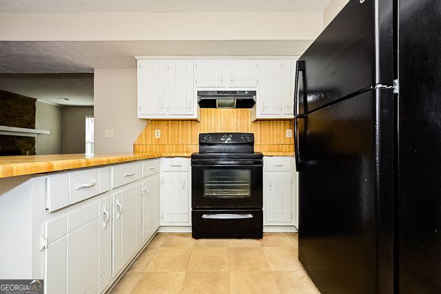 1357 Diplomat Drive, Riverdale, GA 30296