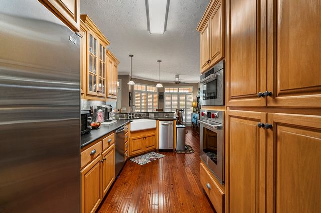 185 Belfair Drive, Ellerslie, GA 31807