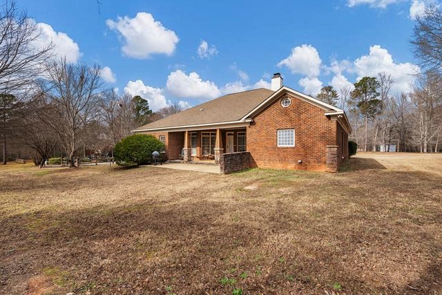 185 Belfair Drive, Ellerslie, GA 31807