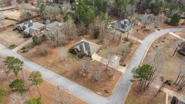 185 Belfair Drive, Ellerslie, GA 31807
