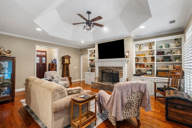 185 Belfair Drive, Ellerslie, GA 31807