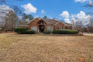 185 Belfair Drive, Ellerslie, GA 31807