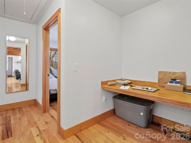 462 Little Mountain Road, Bakersville, NC 28705