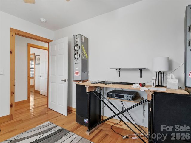 462 Little Mountain Road, Bakersville, NC 28705