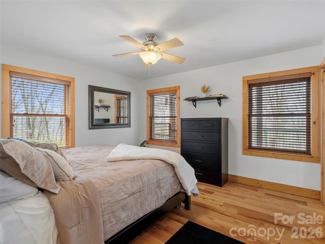 462 Little Mountain Road, Bakersville, NC 28705