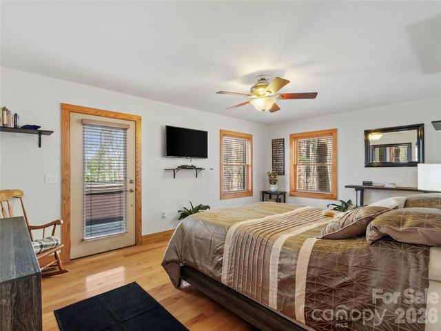 462 Little Mountain Road, Bakersville, NC 28705