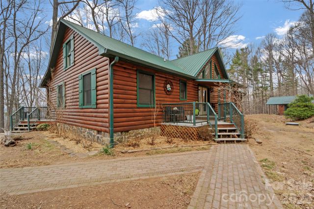462 Little Mountain Road, Bakersville, NC 28705