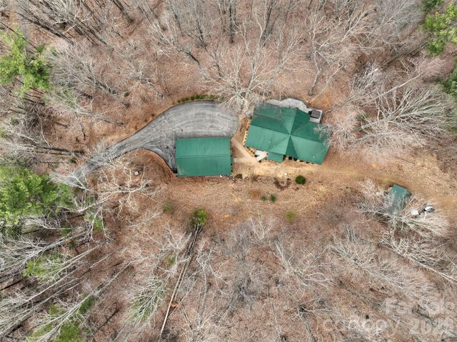 462 Little Mountain Road, Bakersville, NC 28705