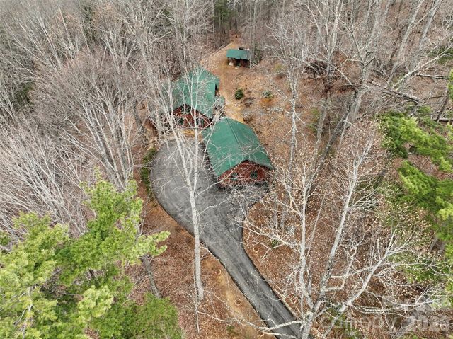 462 Little Mountain Road, Bakersville, NC 28705