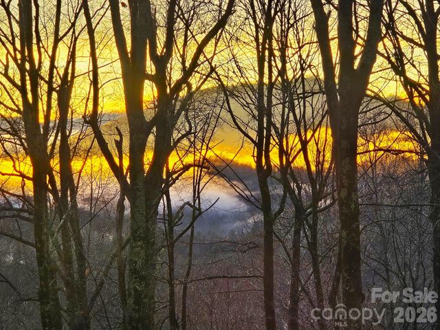 462 Little Mountain Road, Bakersville, NC 28705