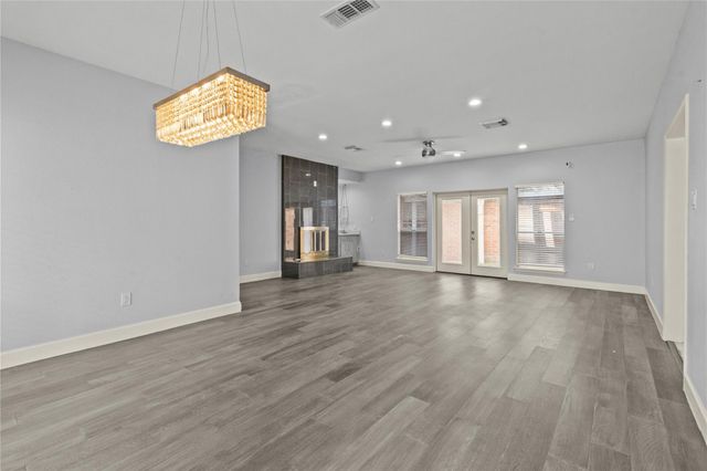 12919 Avenida Vaquero Street, Houston, TX 77077