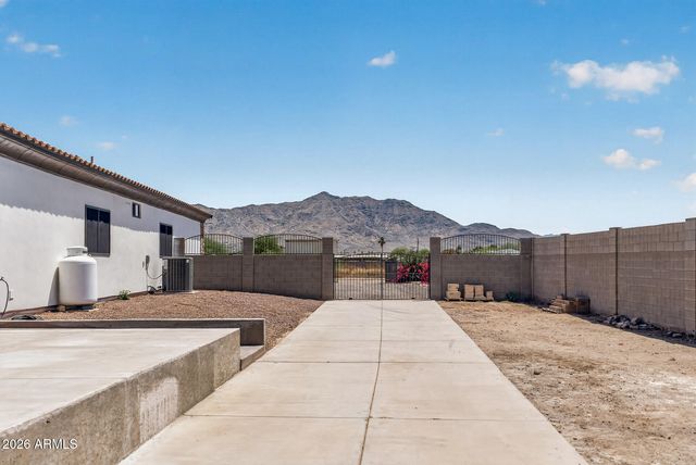 3012 W SOUTH MOUNTAIN Avenue, Laveen, AZ 85339