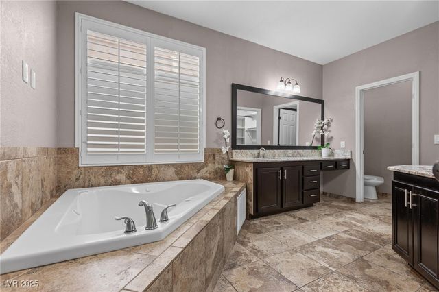 8815 Blake Alan Avenue, Las Vegas, NV 89147