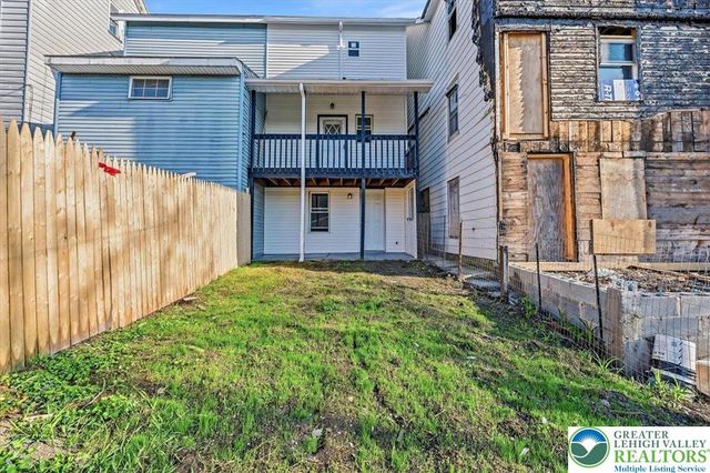 247 East Abbott Street, Lansford Boro, PA 18232