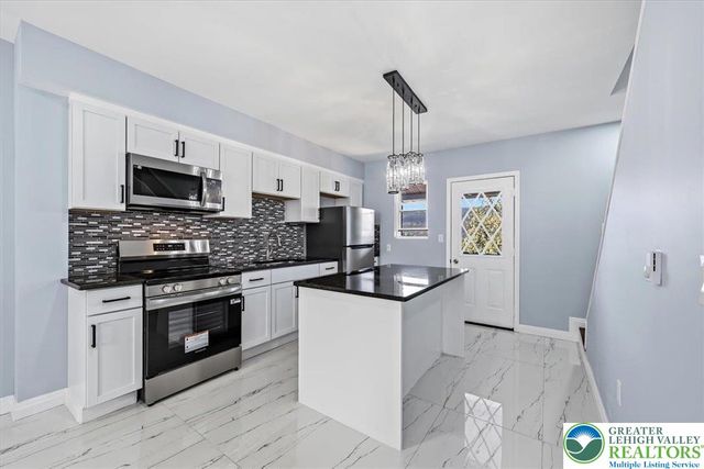 247 East Abbott Street, Lansford Boro, PA 18232