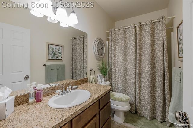 2740 Diane Marie Court, Waterford, MI 48329