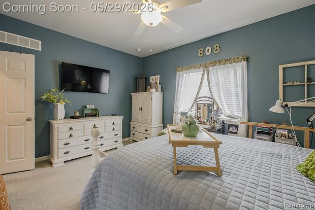 2740 Diane Marie Court, Waterford, MI 48329