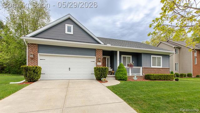 2740 Diane Marie Court, Waterford, MI 48329