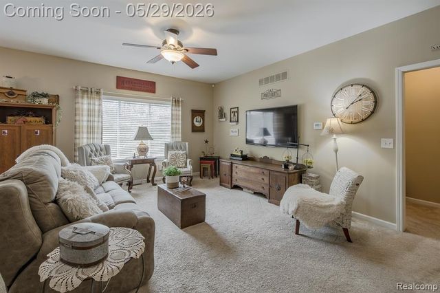 2740 Diane Marie Court, Waterford, MI 48329