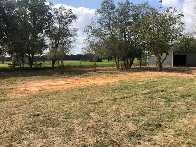 10910 Highway 36, Needville, TX 77461