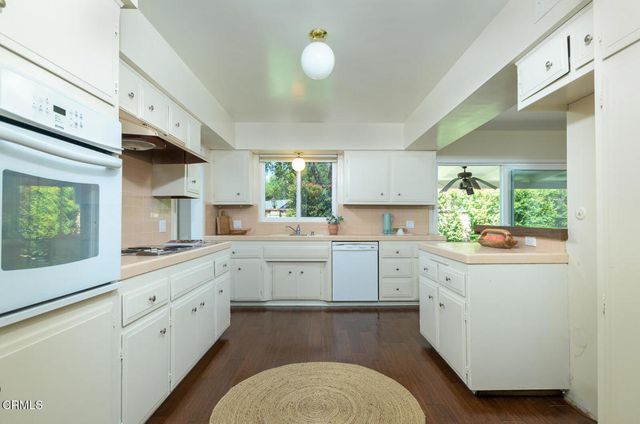 5105 Ocean View Boulevard, La Canada Flintridge, CA 91011