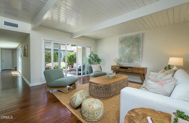5105 Ocean View Boulevard, La Canada Flintridge, CA 91011