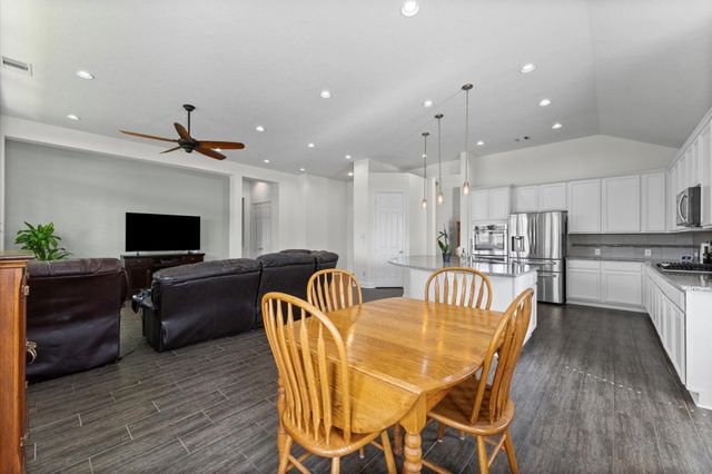 13950 Ginger Rose Court, Pearland, TX 77584