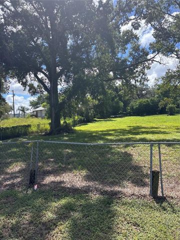 4619 E LAKE AVENUE, Tampa, FL 33610