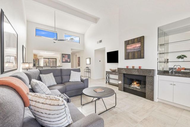 38435 Plumosa Circle, Palm Desert, CA 92211