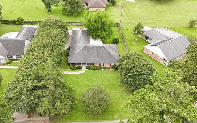31830 Myers Rd, Denham Springs, LA 70726