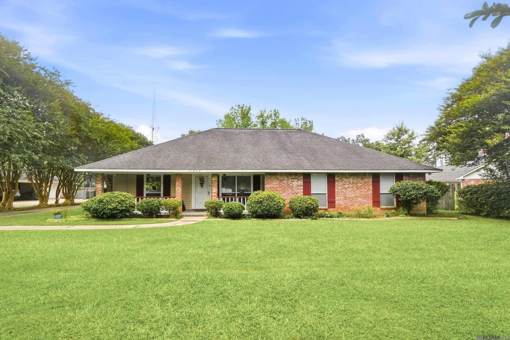 31830 Myers Rd, Denham Springs, LA 70726
