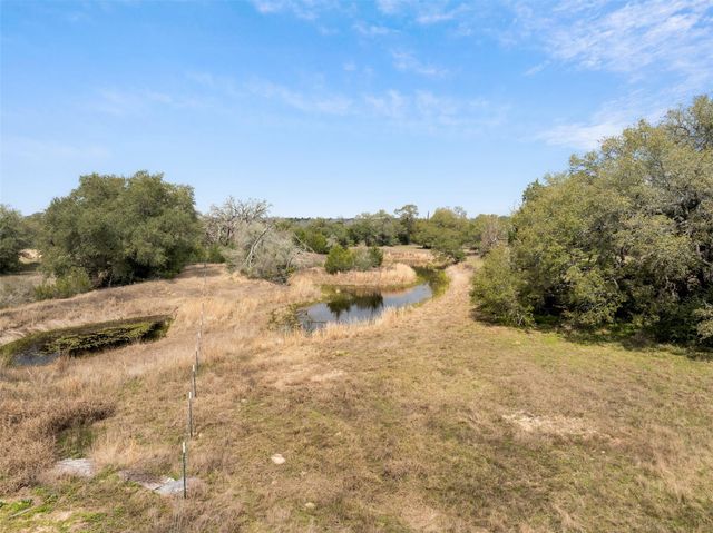 2407 E State Highway 159, Fayetteville, TX 78940