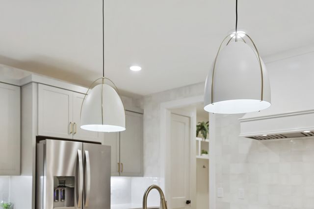 7674 Sawyer Brown Rd, Nashville, TN 37221