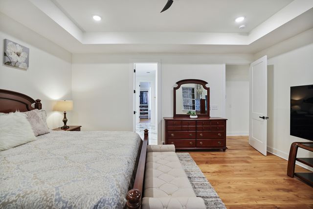 7674 Sawyer Brown Rd, Nashville, TN 37221