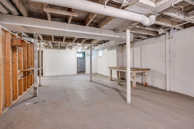 732 Wood Street, Muskegon City, MI 49442
