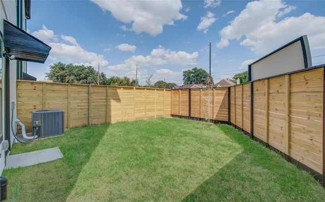 2309 Eagle Street, Houston, TX 77004