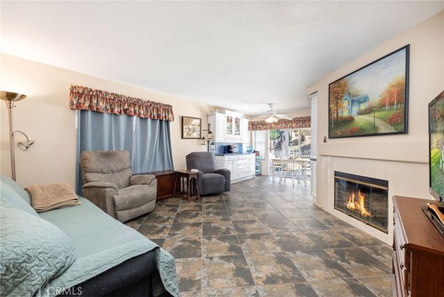 25300 Corte Sombrero, Murrieta, CA 92563