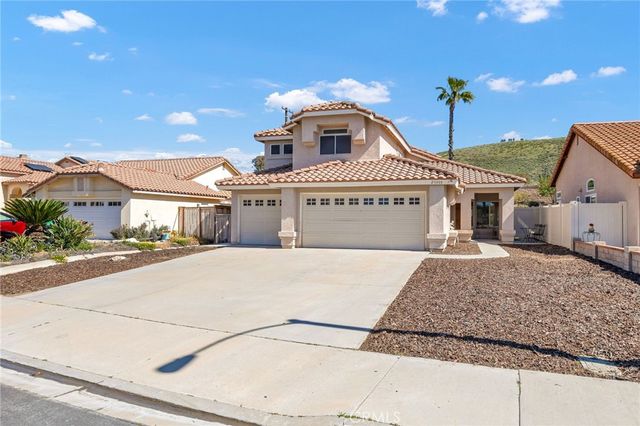 25300 Corte Sombrero, Murrieta, CA 92563