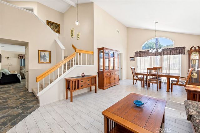 25300 Corte Sombrero, Murrieta, CA 92563