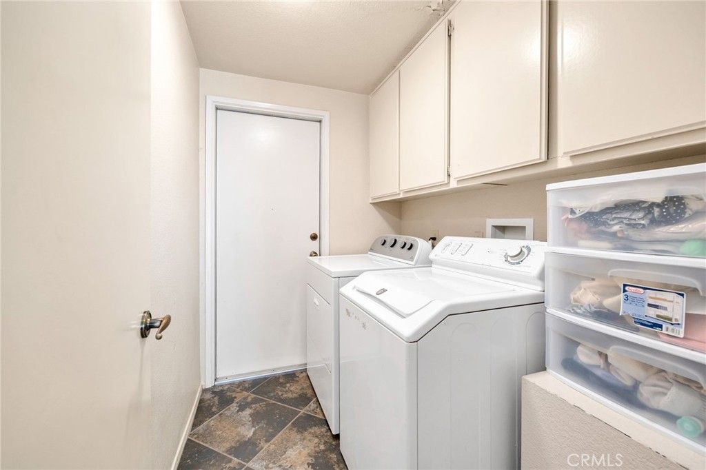 Image 20 of property listing at 25300 Corte Sombrero, Murrieta, CA 92563