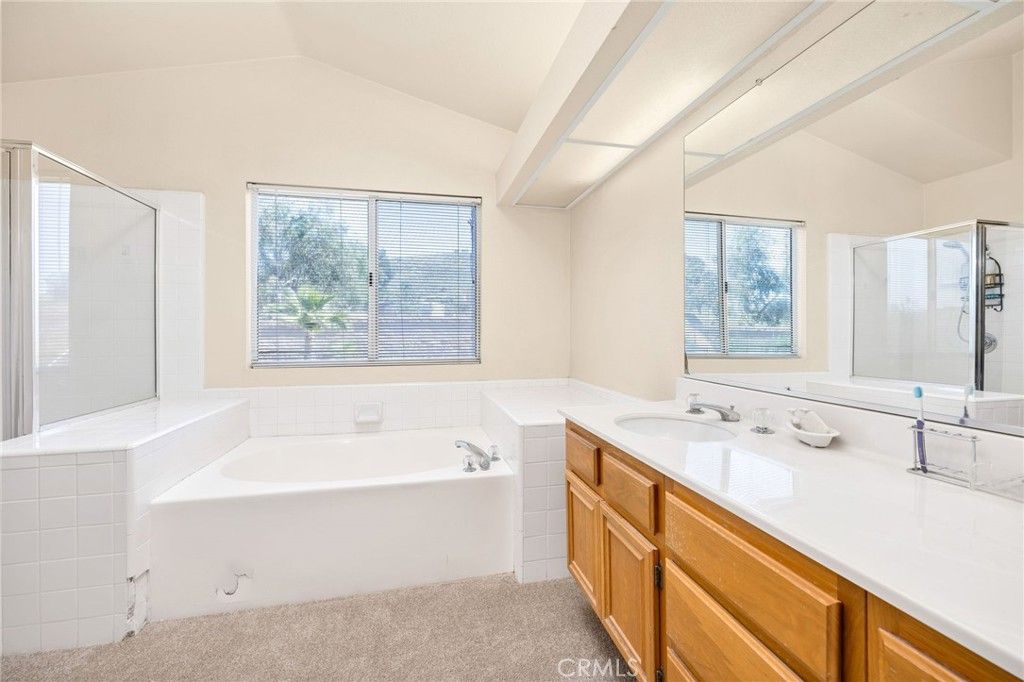Image 30 of property listing at 25300 Corte Sombrero, Murrieta, CA 92563