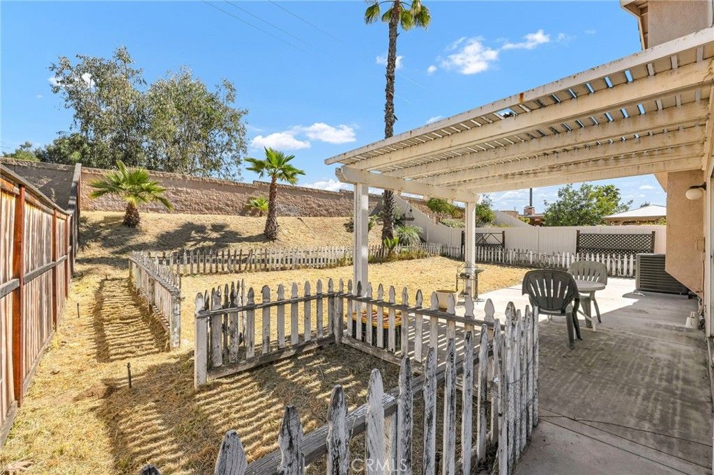 Image 33 of property listing at 25300 Corte Sombrero, Murrieta, CA 92563